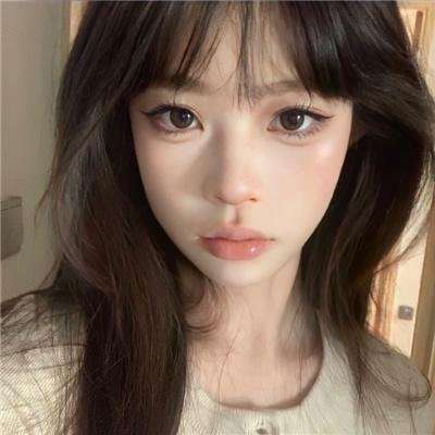 中年女性